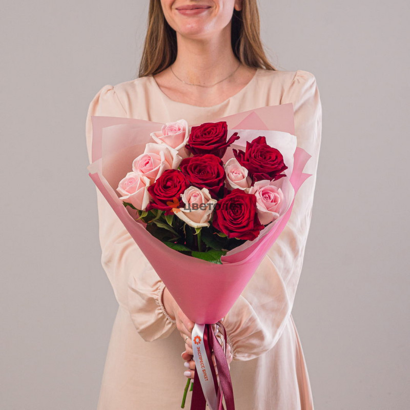Микс роз красные+розовые