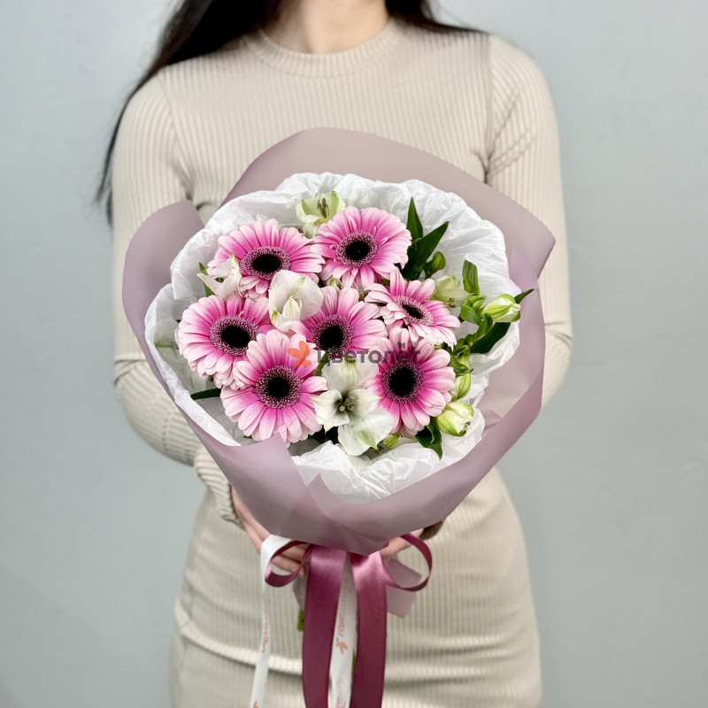 Букет из гербер и альстромерий